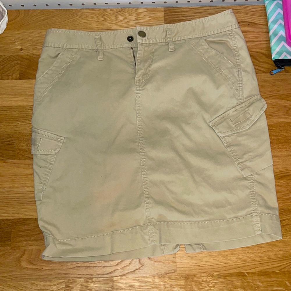 OLD NAVY Khaki Skirt size 4